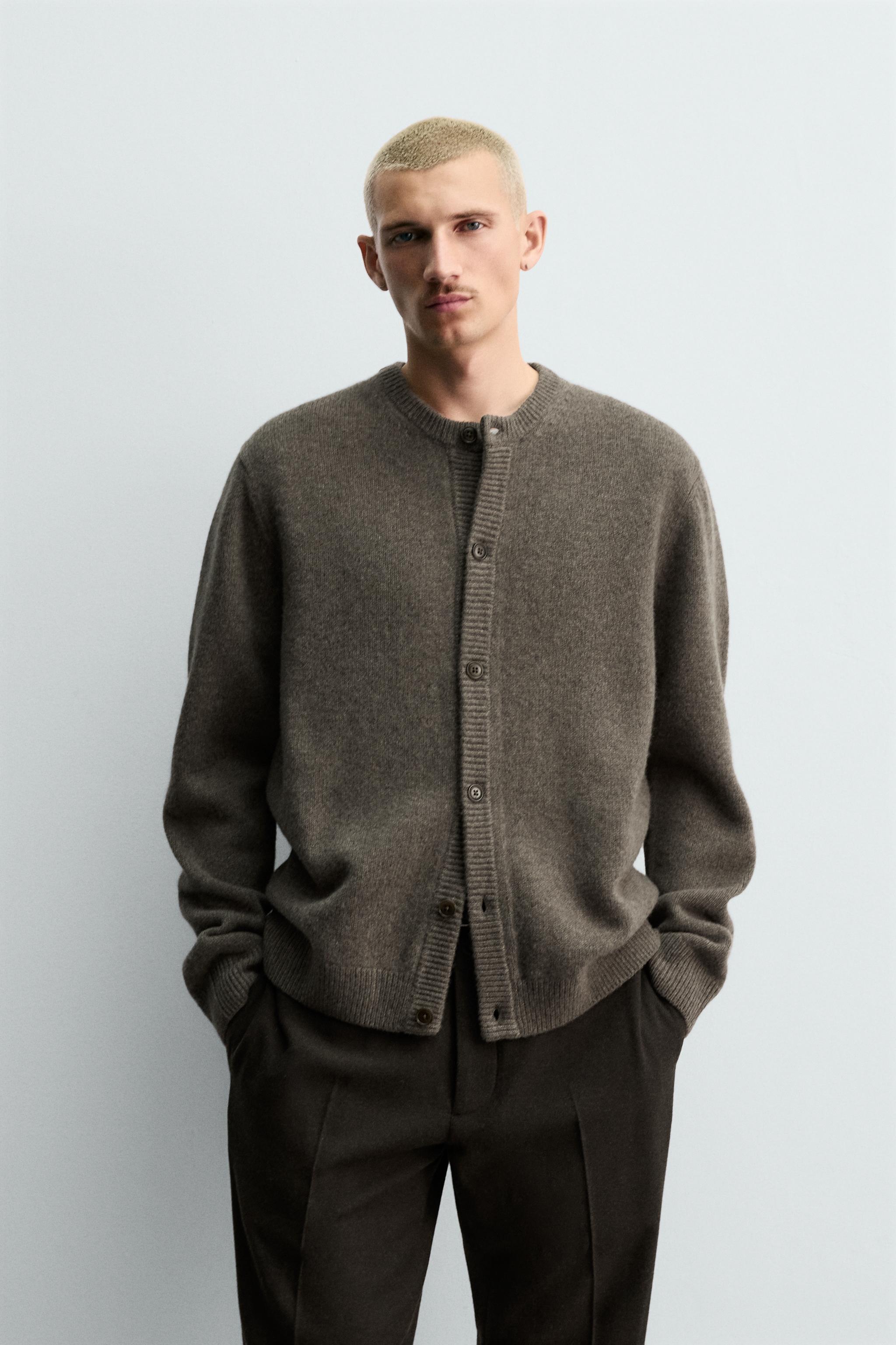 100% WOOL CARDIGAN